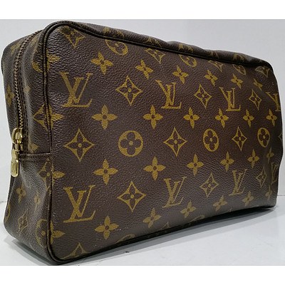 Toilette Monogram Pouch With Louis Vuitton Logo