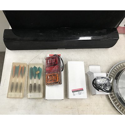 Assorted Homewares And Vehicle Accessories