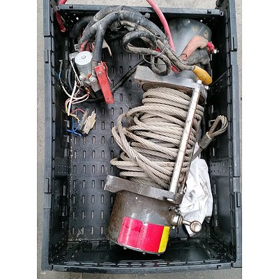 12 Volt Winch