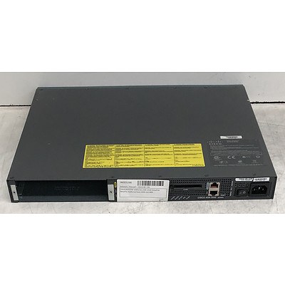 Cisco (ASA5540 V06) ASA 5540 Series Adaptive Security Appliance