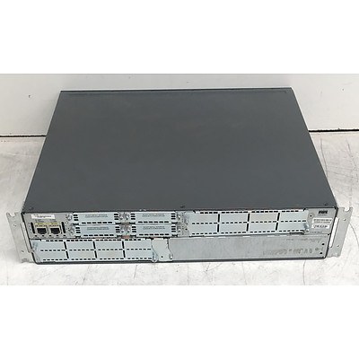 Cisco (CISCO2821 V05) 2800 Series Integrated Services Router