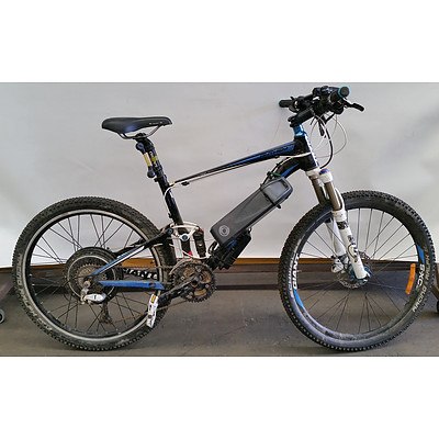 Giant Anthem 24 Speed Mountain Bike