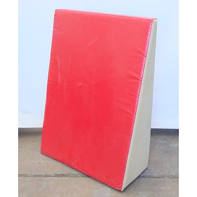 Gymnastics Foam Incline Mat (Cheese Mat, Wedge Mat)