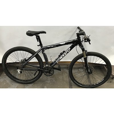 Scott Scale 40 Mountain Bike