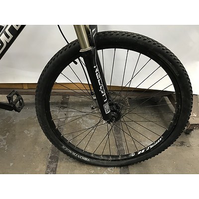 Scott Scale 40 Mountain Bike