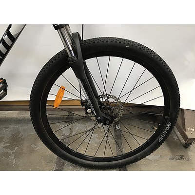 Giant ATX Mountain Bike