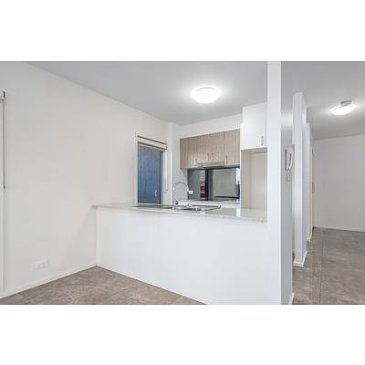 47/2 Peter Cullen Way, Wright ACT 2611