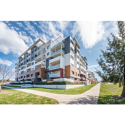 47/2 Peter Cullen Way, Wright ACT 2611
