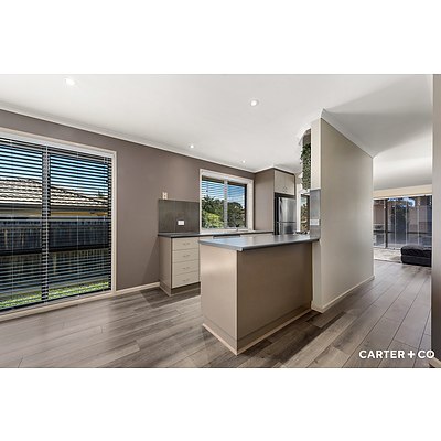 6/15 Oxenham Circuit, Gordon ACT 2906