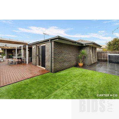 5 Selleck Street, Casey ACT 2913