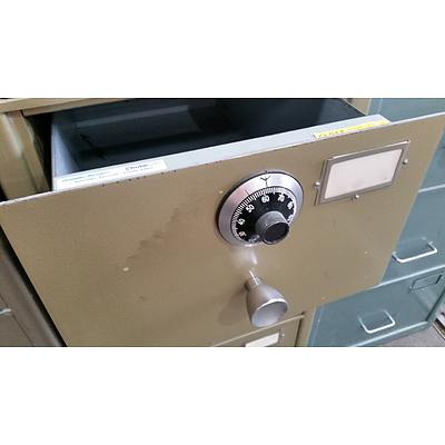 Chubb B Class Four Drawer Filing Cabinet