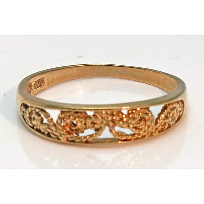9ct Gold Filigree Pattern Ring
