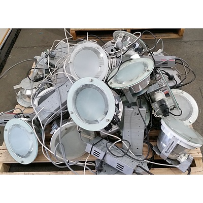 Flush Mount 25cm Ceiling Lights - Lot of 20