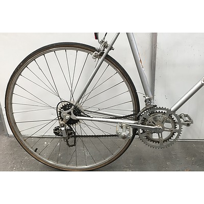 Conqueror Road Bike
