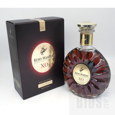 Remy Martin XO Cognac Fine Champagne - 700ml in Presentation Box