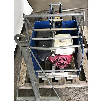 Petrol Driven 9HP Capstan Winch