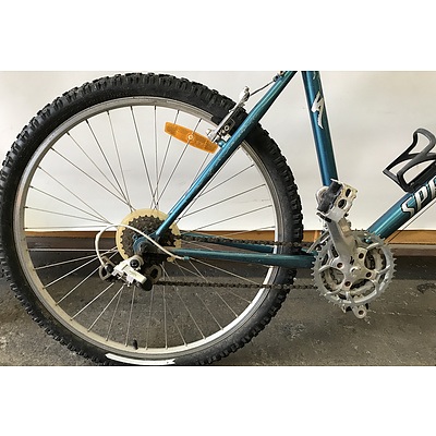 Specialized Hard Rock Mountain Bike