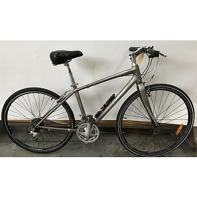 Giant Cross City Bike