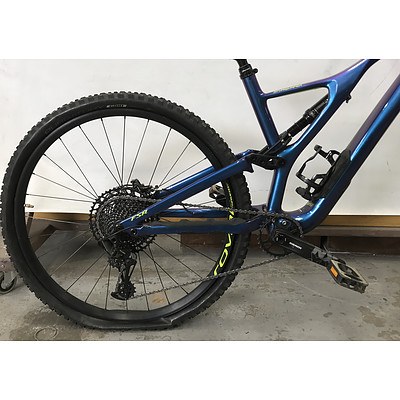Specialized Stump Jumper Mountain Bike