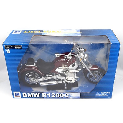 NewRay BMW R1200C Die-Cast 1/6 Scale Model