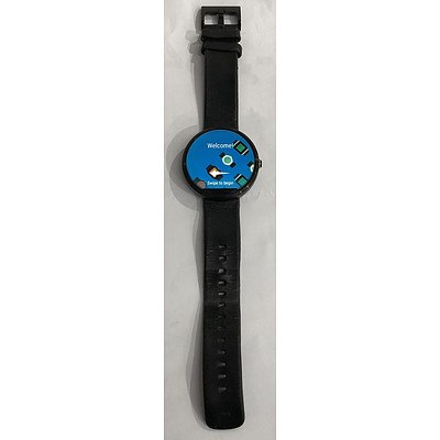 Motorola Moto 360 Smart Watch