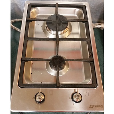 Smeg PGA32G 30cm Domino Style Topmount Dual Burner Gas Cooktop
