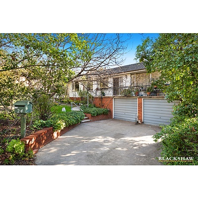 24 Beauchamp Street, Deakin ACT 2600
