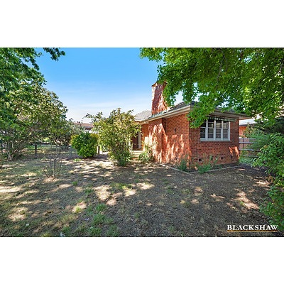 4 Warramoo Crescent, Narrabundah ACT 2604