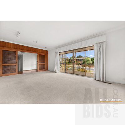 9 Davis Street, Weetangera ACT 2614