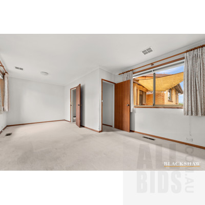 9 Davis Street, Weetangera ACT 2614