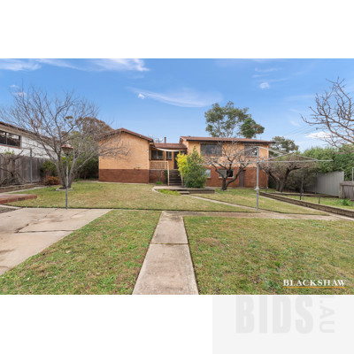9 Davis Street, Weetangera ACT 2614