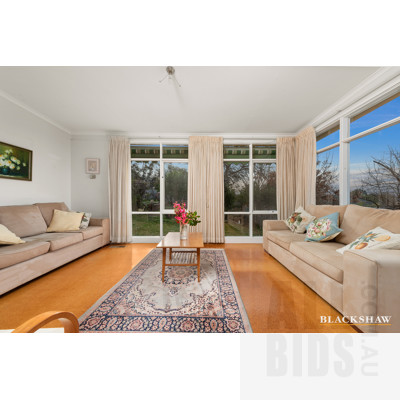6 Mosman Place, Narrabundah ACT 2604