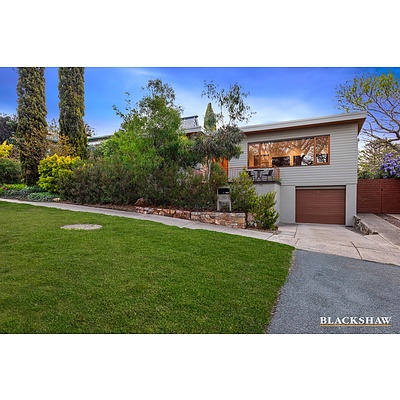 30 Carnegie Crescent, Narrabundah ACT 2604