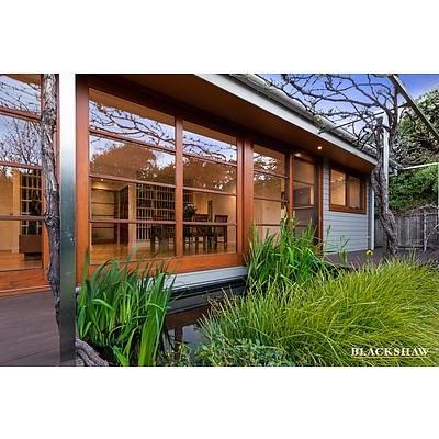 30 Carnegie Crescent, Narrabundah ACT 2604