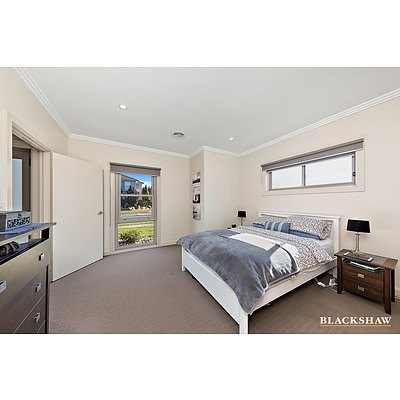 15 Daniels Street, Franklin ACT 2913