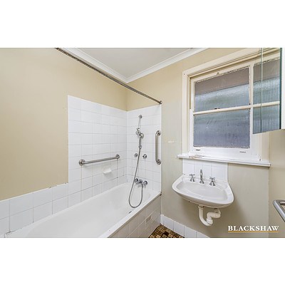 55 Caley Crescent, Narrabundah ACT 2604