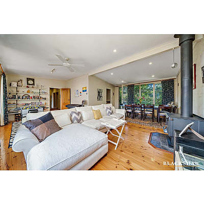 10 Haines Street, Curtin ACT 2605