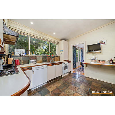 10 Haines Street, Curtin ACT 2605