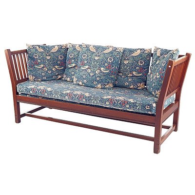 Superb Liberty of London Provenance Arts and Crafts Mahogany Settle Circa 1900