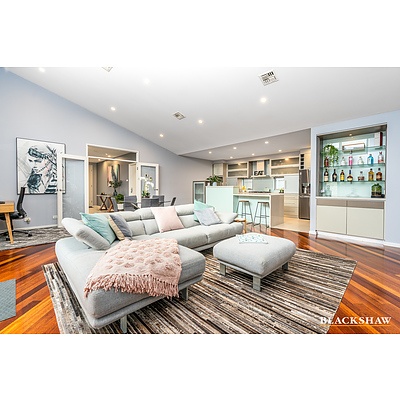 13 Kalianna Street, Harrison ACT 2914