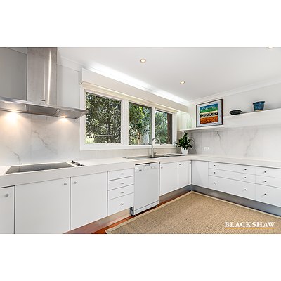95 Learmonth Drive, Kambah ACT 2902