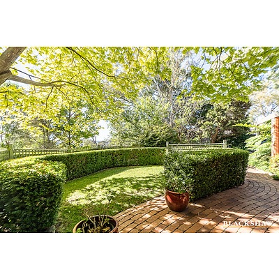 95 Learmonth Drive, Kambah ACT 2902