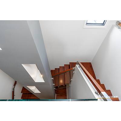 8 Nathan Street, Deakin ACT 2600