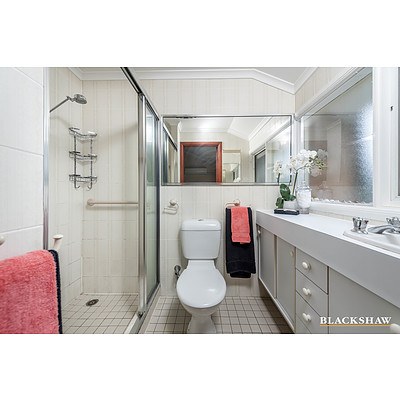 2/3 Allambee Street, Reid ACT 2612
