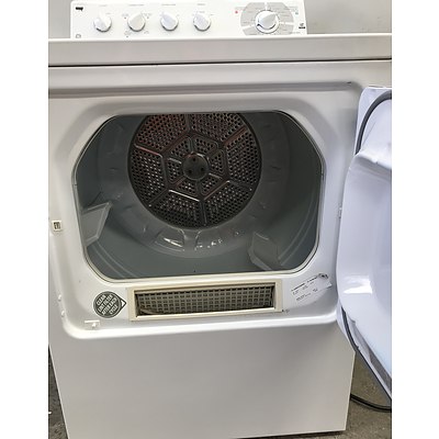 General Electric Commercial Quality Front Load Clothes Dryer
