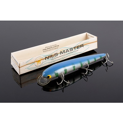 Vintage Nils Master Lure - Unused in Original Case