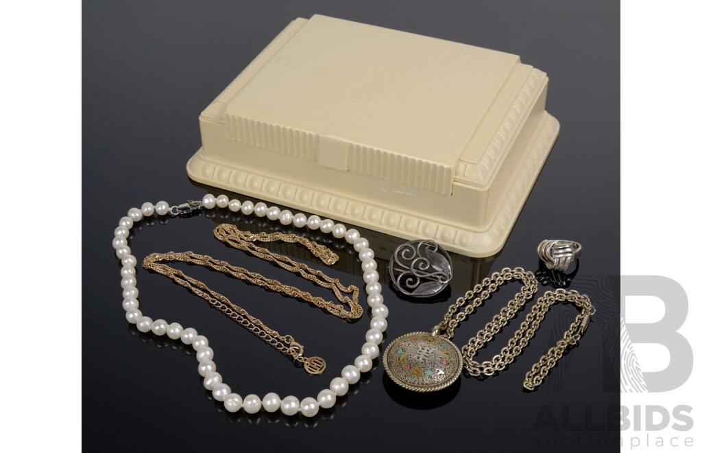 Art Deco Jewel Box with Silver Brooch & Ring and Other Items