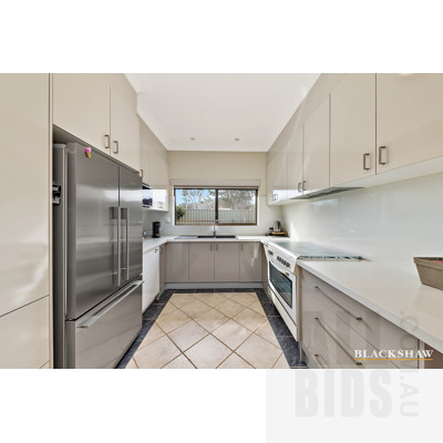 72 Vanzetti Crescent, Kambah ACT 2902