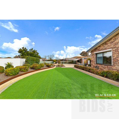 72 Vanzetti Crescent, Kambah ACT 2902