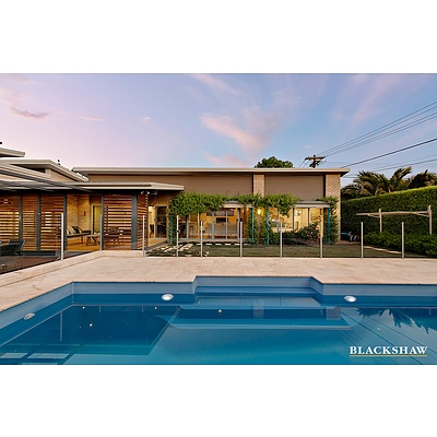 24 Bisdee Street, Hughes ACT 2605